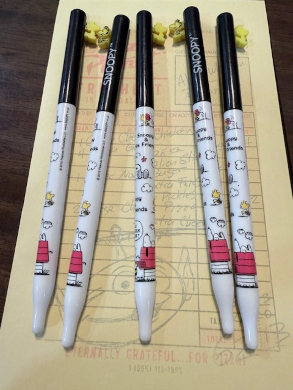 Snoopy Themed Stationery 5 Pens Peanuts Gang Pens 5 Press Woodstock click pens - Picture 2 of 2